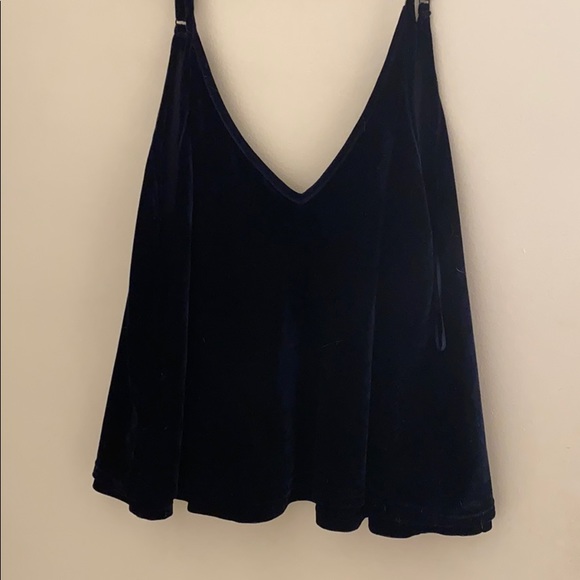 Tobi Navy Velvet Tank Top with Low Back - Picture 2 of 4
